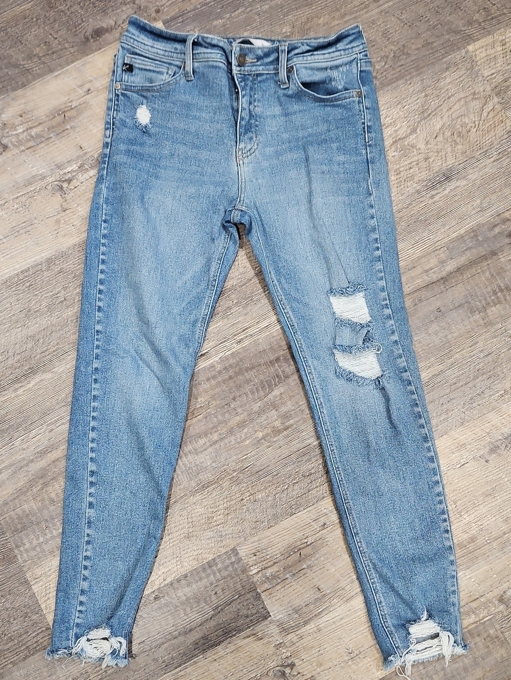 KanCan Estillo Ankle Jeana Frayed Distressed 28 EUC